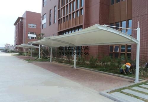 ?？?font color='red'>膜結構車棚</font>【?？谌A能發(fā)展有限公司等】施工案例