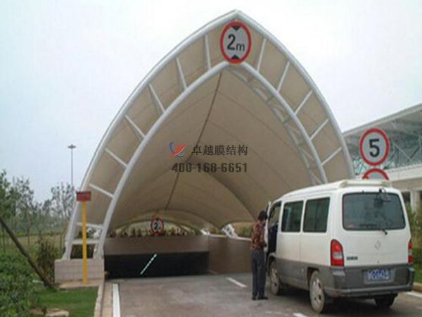 承德膜結(jié)構地下車庫出入口【承德天龍建設集團有限責任公司等】設計施工案例